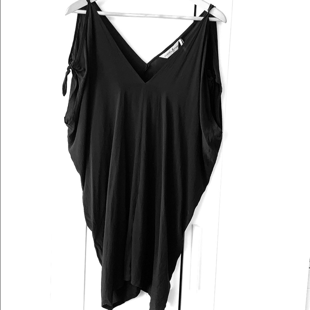 100% silk. Marciano black vneck tunic dress/top.